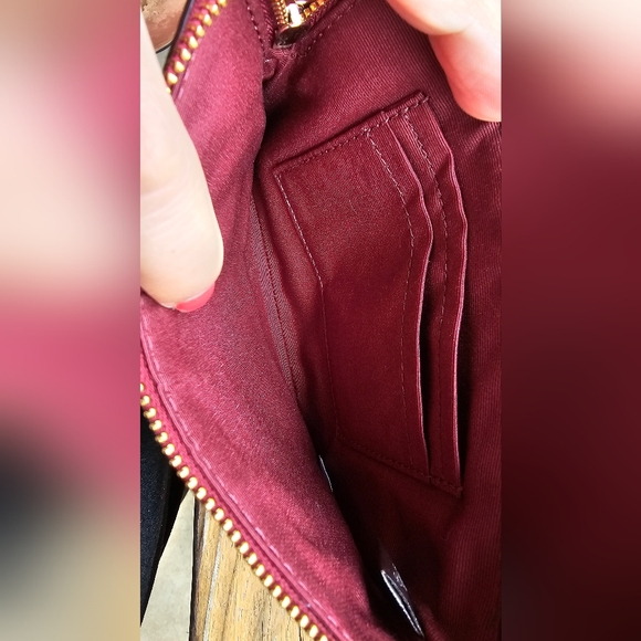 Coach Metallic Cherry Leather wristlet New without tags - Picture 2 of 16